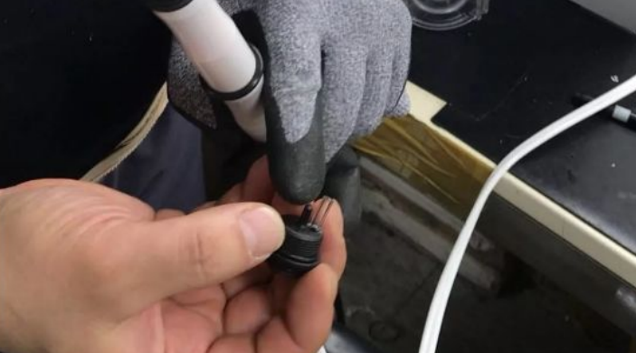 小氣泡機(jī)器沒有吸力是怎么回事