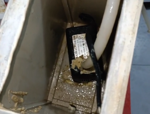 天津洗眉機(jī)水箱漏水怎么維修